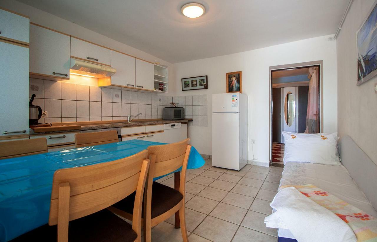 Mrkonjic Branko & Marija Apartmani Omiš Esterno foto
