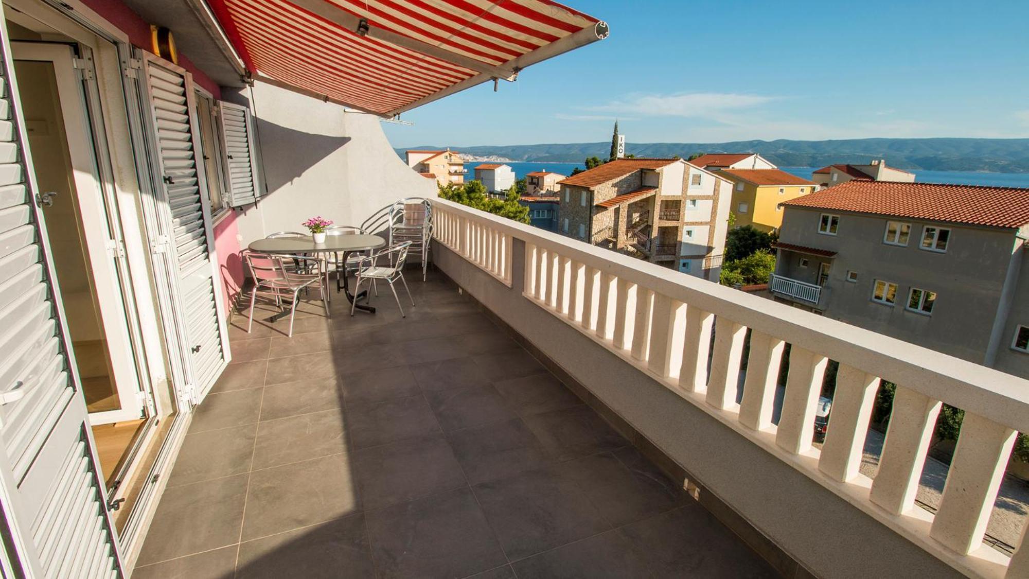Mrkonjic Branko & Marija Apartmani Omiš Esterno foto